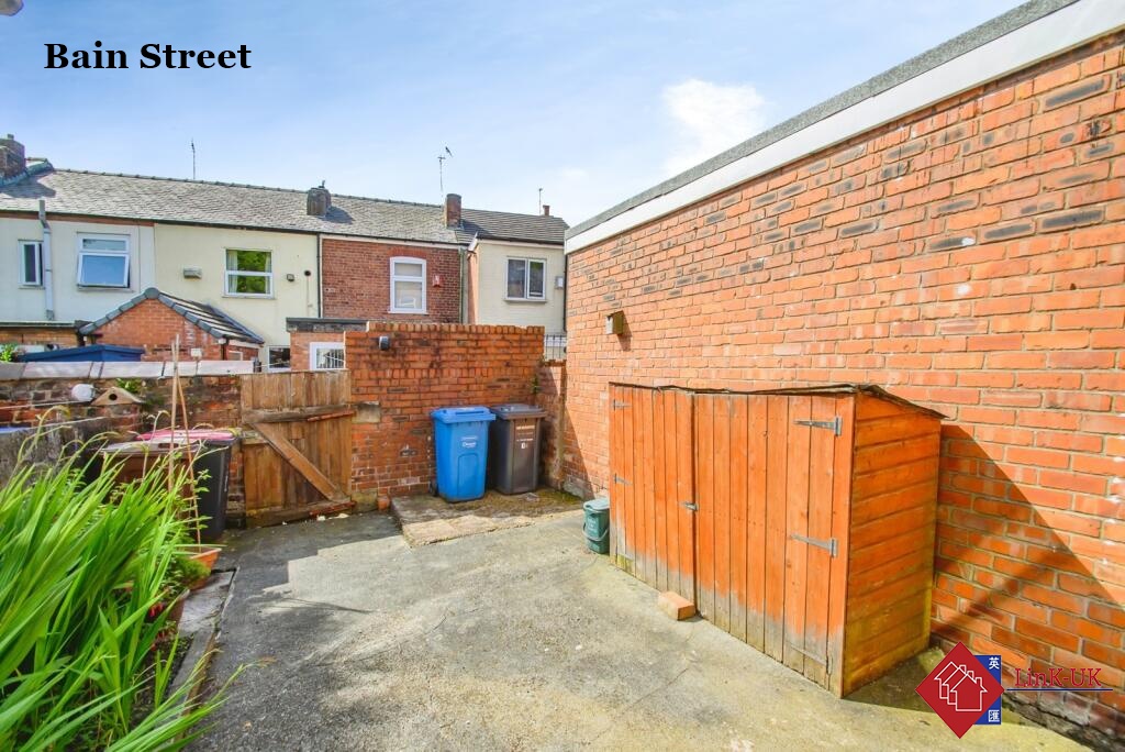 Bain Street 8